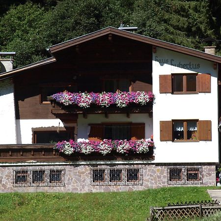 ザンクト・レオンハルト・イム・ピッツタールHaus Hubertusアパートメント エクステリア 写真